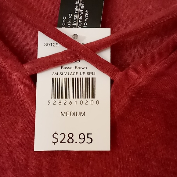 NWT BKE V-neck top - Picture 3 of 7